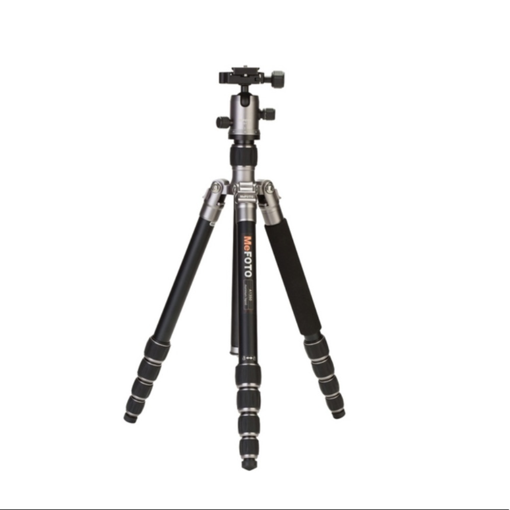 MeFoto Roadtrip Travel Tripod Kit (Titanium) NEW!